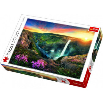 Puzzle Wodospad Háifoss, Islandia 2000 elementów 96x68cm w pudełku 40x27x6cm