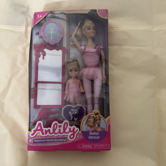 Lalka baletnica Anlily z akcesoriami 2DZ001
