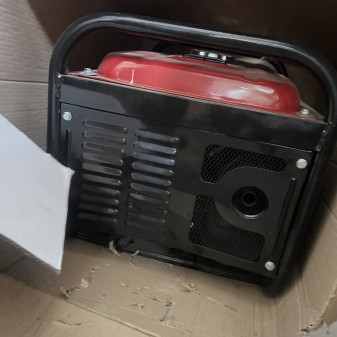 KraftWorld Trójfazowy generator benzynowy 3 kW 2DAZ127